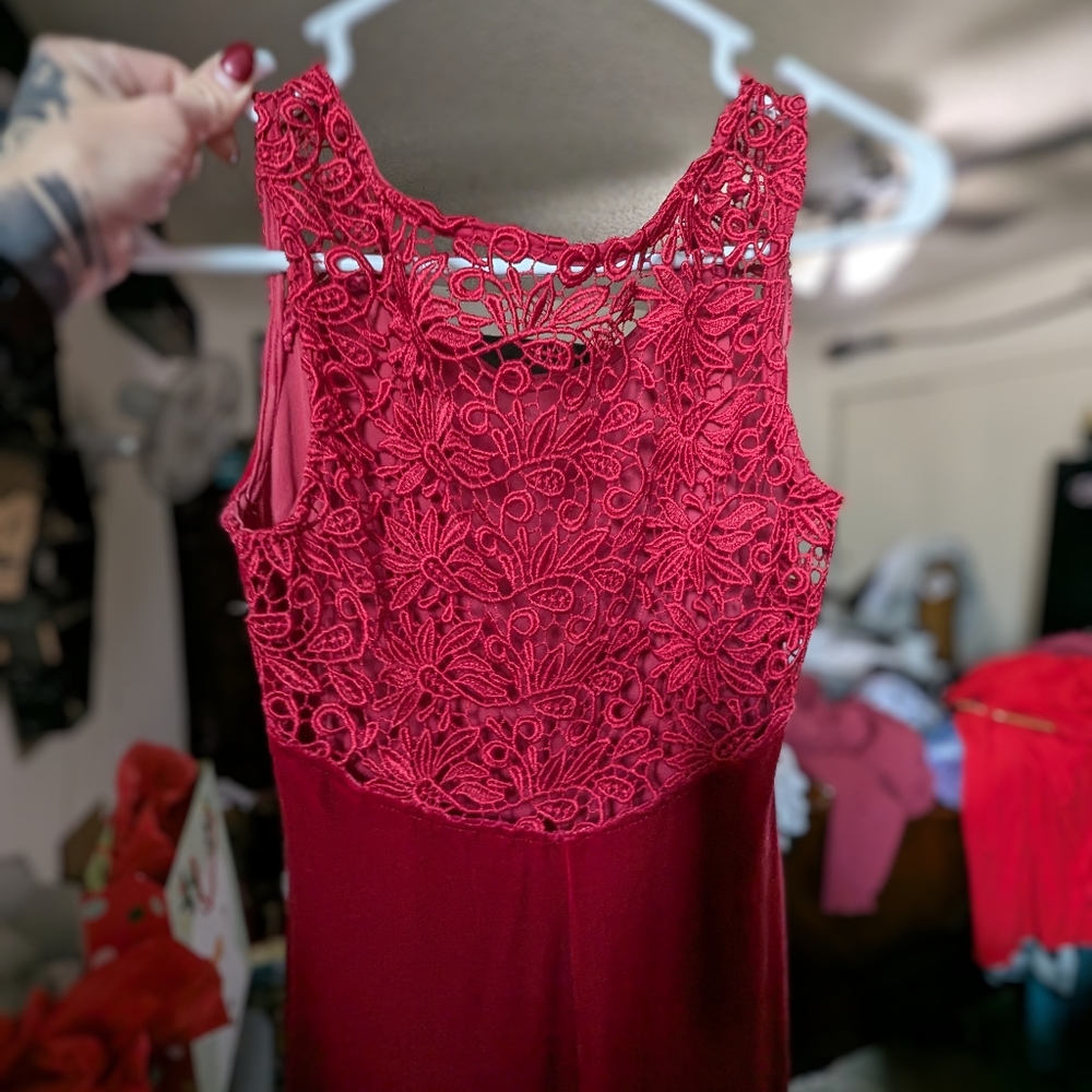 Red Velvet dress size small beautiful open back floral design